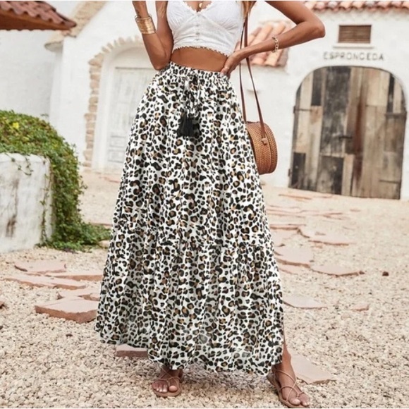 Boho leopard print tassel maxi skirt - Picture 4 of 9